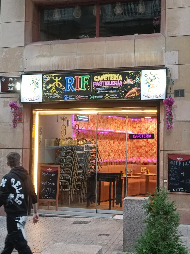 un cartell que sembla fet amb ia, 14 de setembre del 2026.